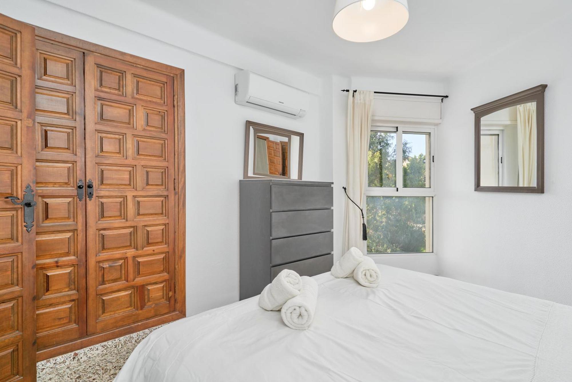 Bright And Spacious 2 Bed Apt Nerja Ngoại thất bức ảnh