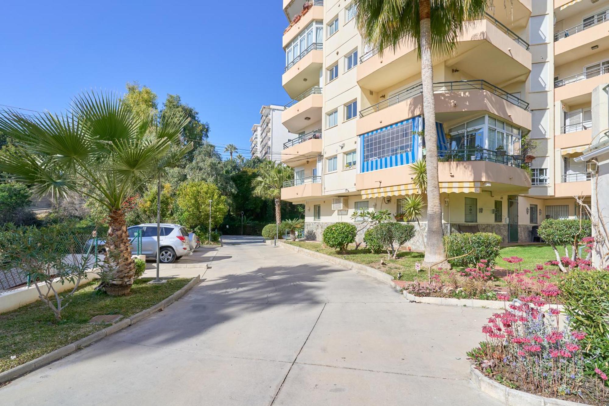 Bright And Spacious 2 Bed Apt Nerja Ngoại thất bức ảnh