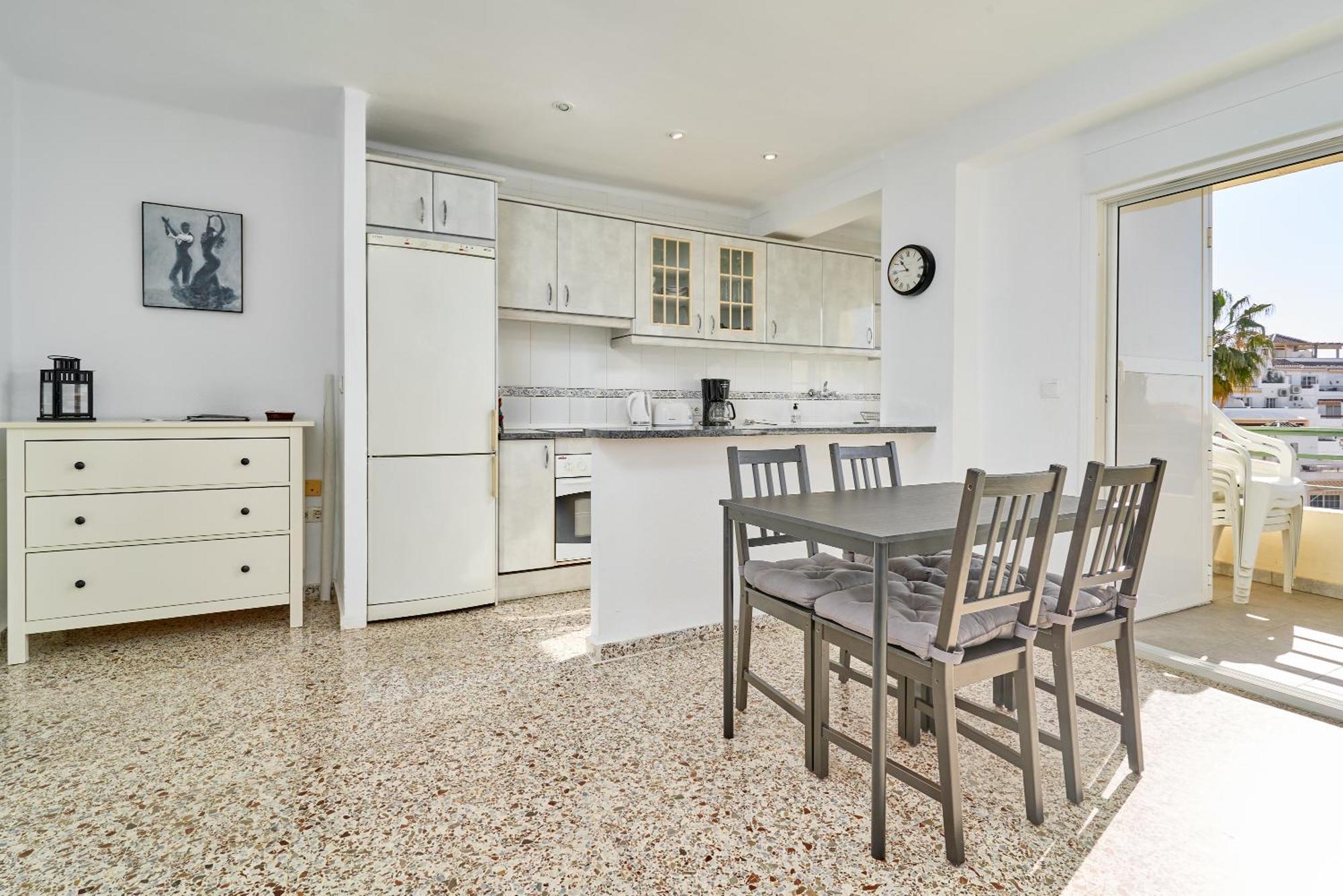 Bright And Spacious 2 Bed Apt Nerja Ngoại thất bức ảnh