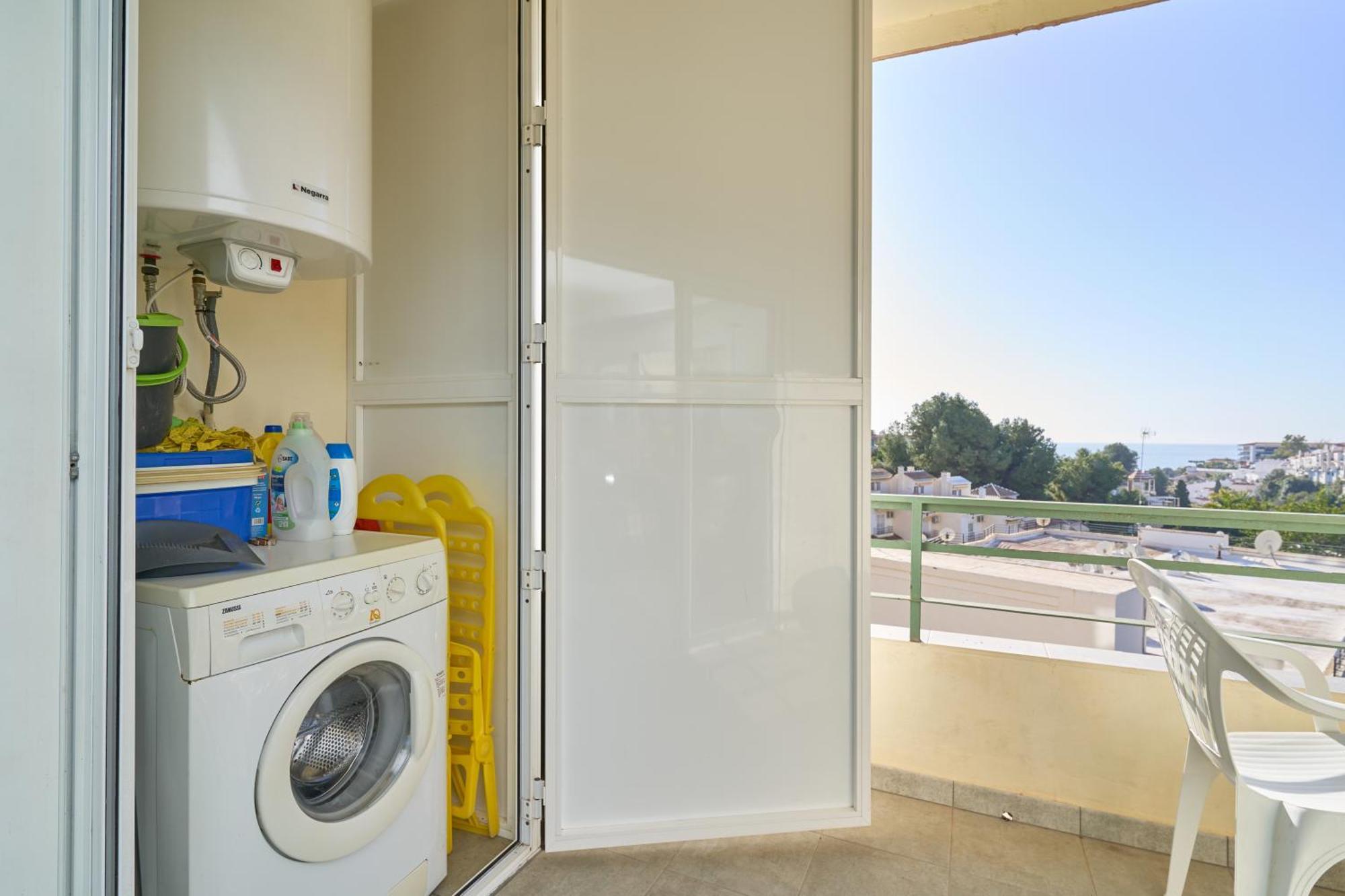Bright And Spacious 2 Bed Apt Nerja Ngoại thất bức ảnh