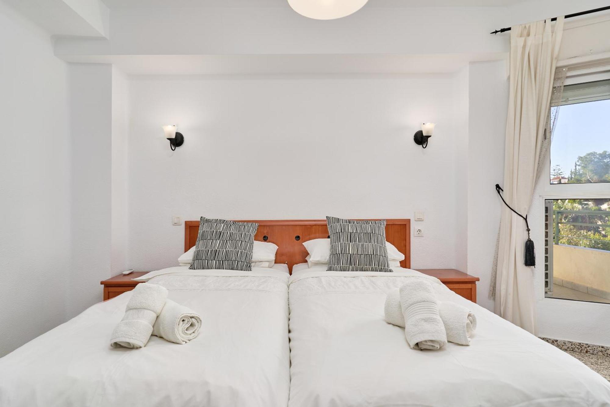 Bright And Spacious 2 Bed Apt Nerja Ngoại thất bức ảnh