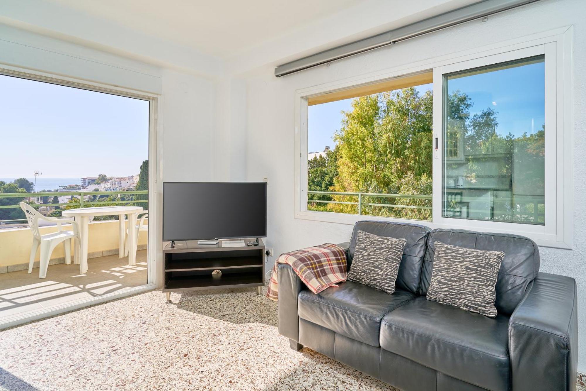 Bright And Spacious 2 Bed Apt Nerja Ngoại thất bức ảnh